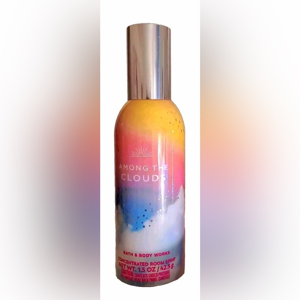 Bath & Body Works Among the Clouds Concentrated  Room Spray white barn